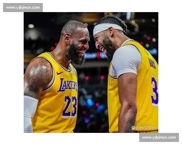 詹姆斯领衔湖人大战雷霆再创历史传奇 时隔多年再度上演经典对决